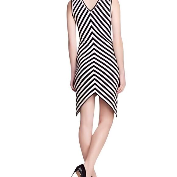 NWOT Bec and Bridge Reversible Chevron Striped Black White Sleeveless Dress - Picture 4 of 7